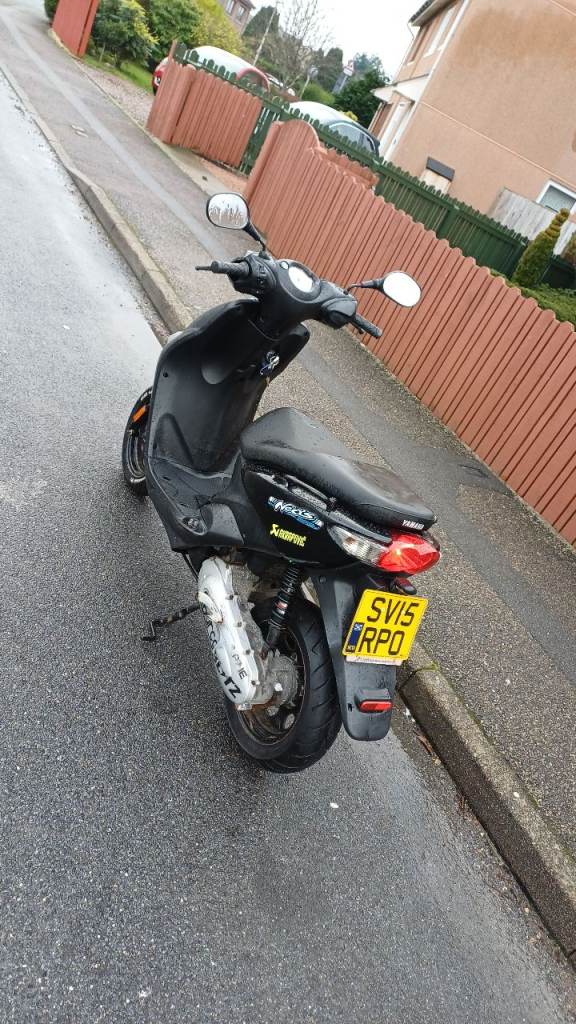 Yamaha, YN, 2015, 49 (cc)