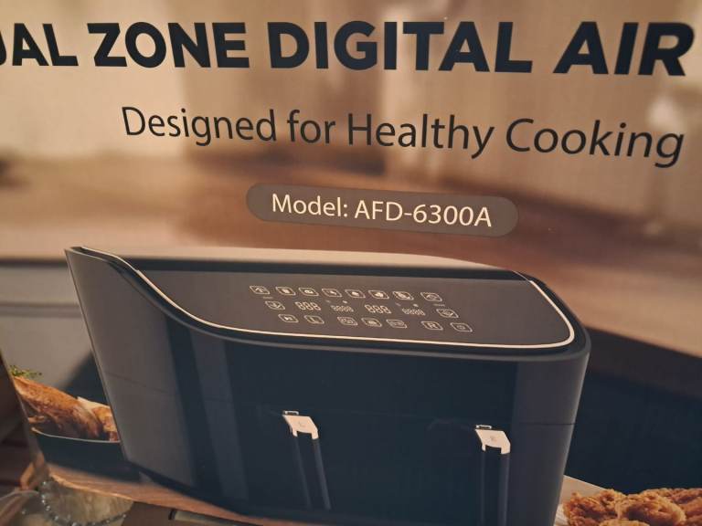 Dual zone air fryer brand new £40