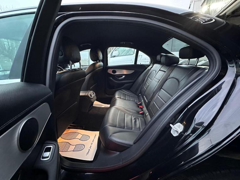 2014 Mercedes-Benz C Class 2.1 C220 BlueTEC AMG Line G-Tronic+ Euro 6 (s/s) 4dr SALOON Diesel Aut...