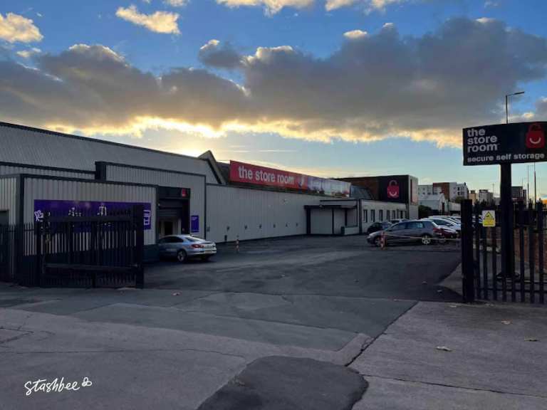 Self Storage Facility to rent in Manchester (M50) | Stashbee