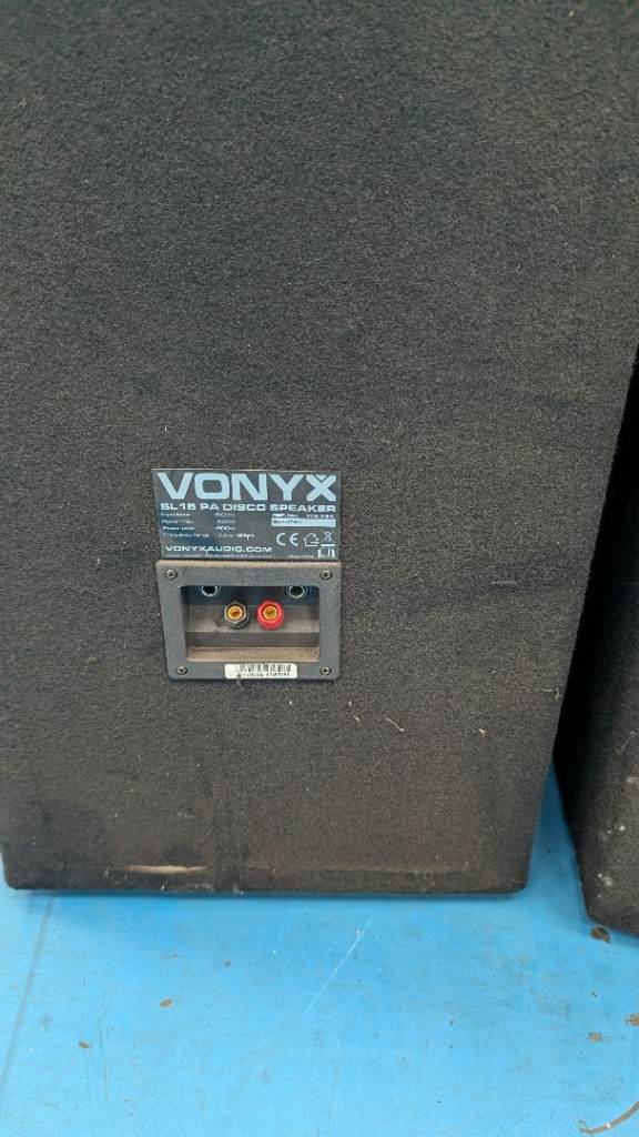 Vonyx PA Speaker System with Amplifier and Cables