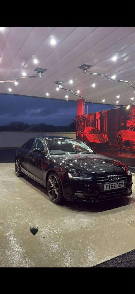 Audi, A4, Saloon, 2012, Manual, 1968 (cc), 4 doors