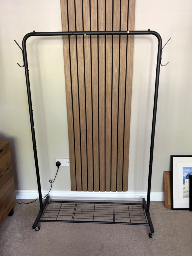 Metal clothes rail