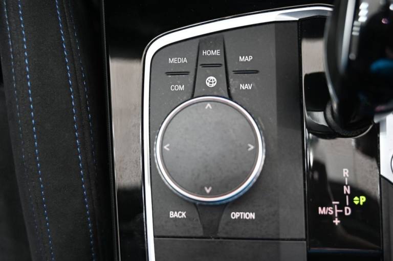 2022 72 BMW 1 SERIES 2.0 M135I HATCHBACK 5DR PETROL AUTO XDRIVE EURO 6 (S/S) (30