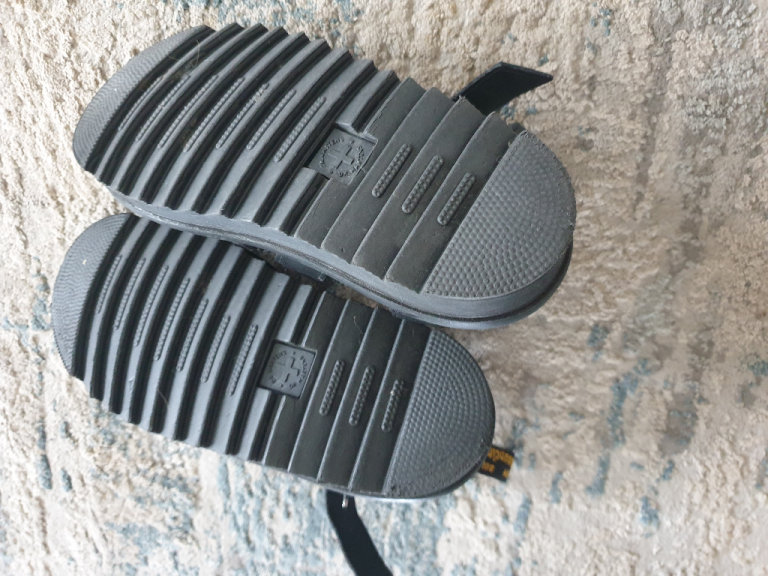 Doc Martin Sandals