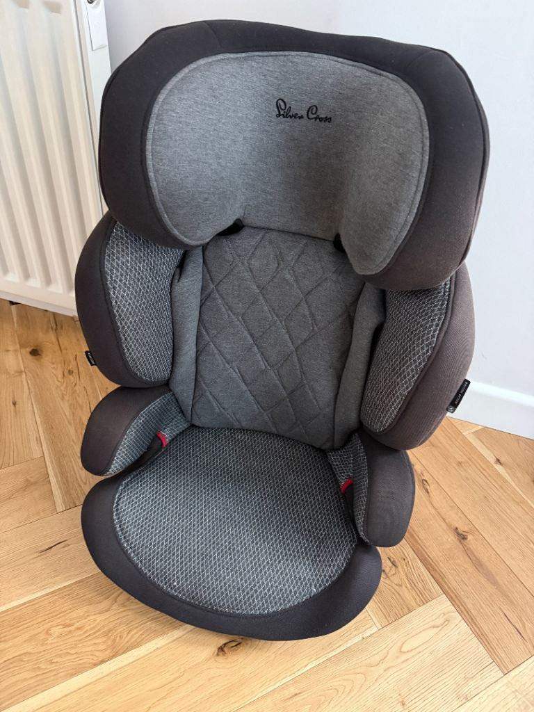 Silver Cross Isofix car seat