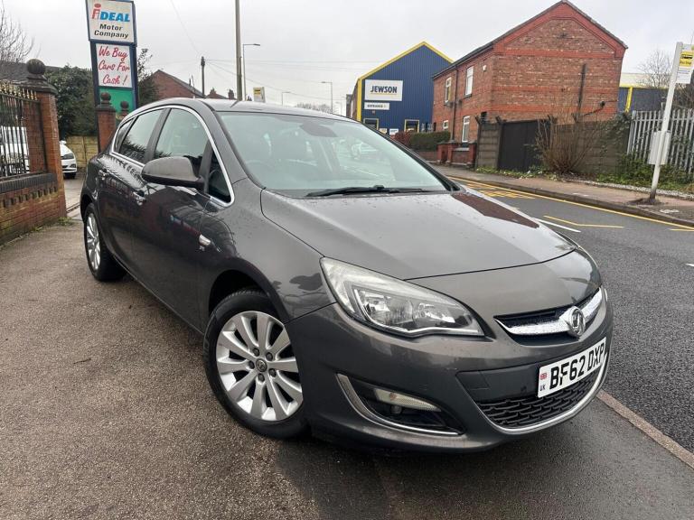 VAUXHALL ASTRA 2.0 CDTi ecoFLEX SE Euro 5 (s/s) 5dr 2012