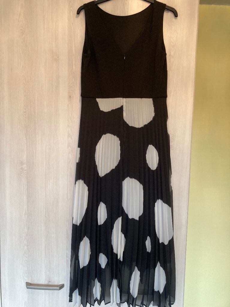 Ladies dress