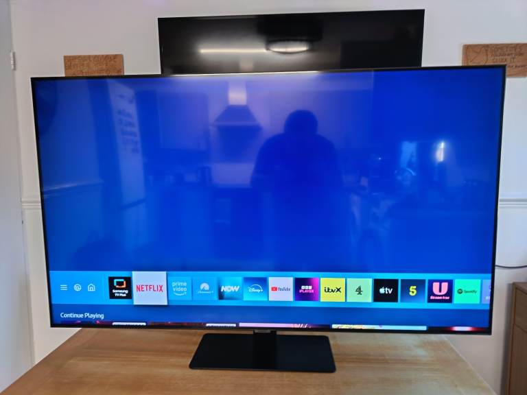 Samsung 55" Smart TV