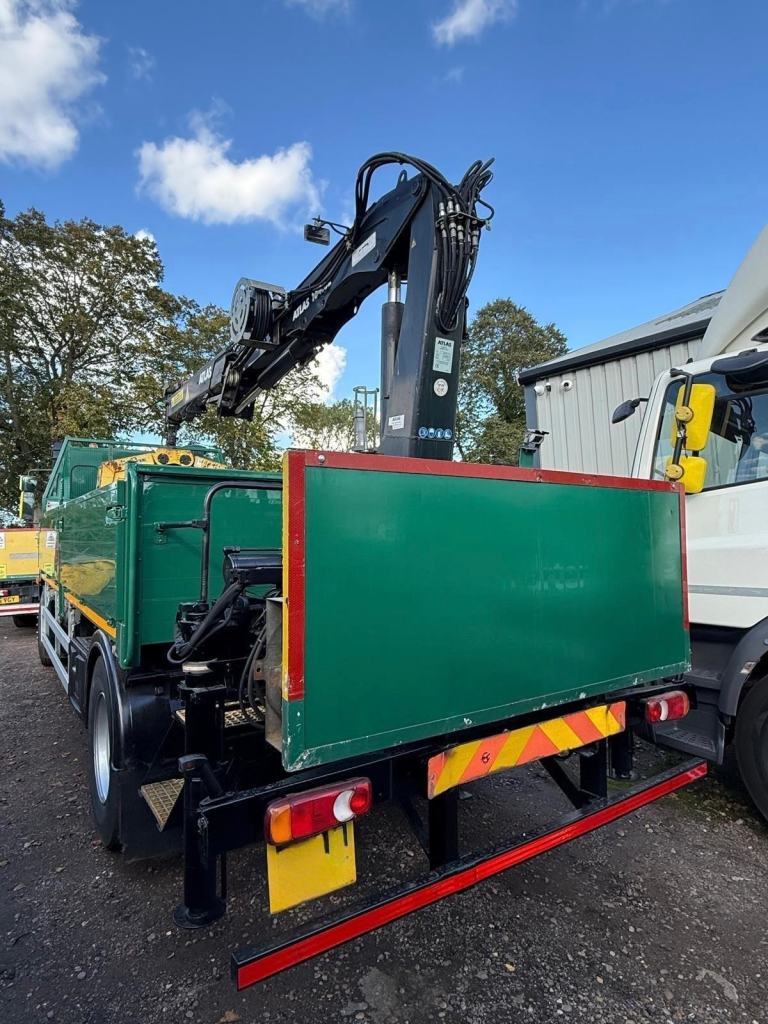  2013 DAF LF 55.220 18TON DROPSIDE WITH ATLAS 104.3E CRANE 
