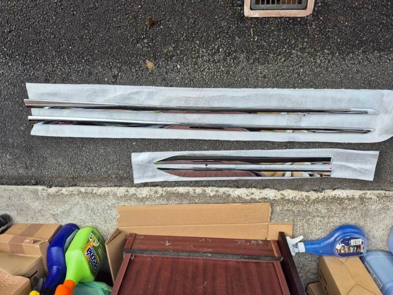 Nissan Qashqai Door Styling Trims Chrome J11(e)