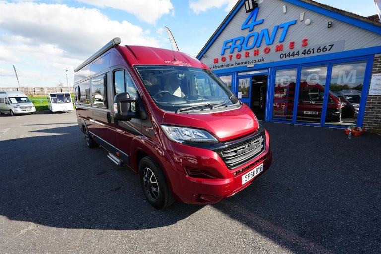 Malibu 640 LE Charming FIAT 2 BERTH 4 TRAVEL SEAT MOTORHOME