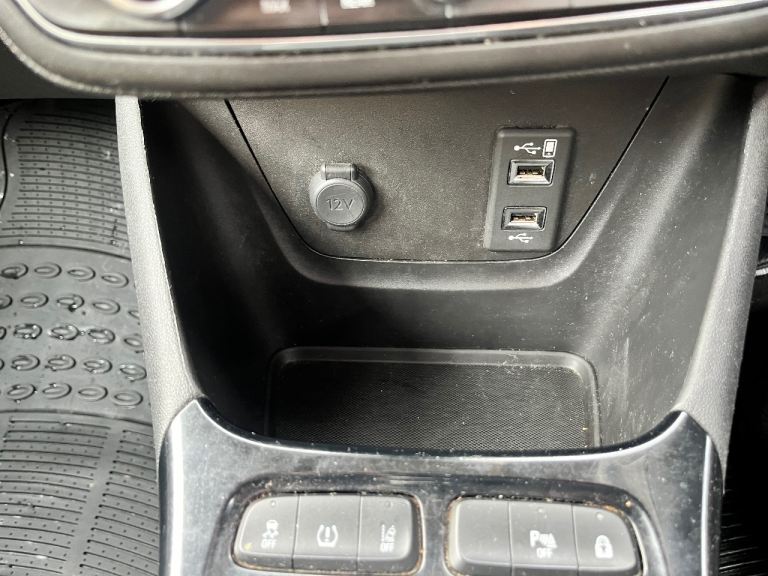 VAUXHALL CROSSLAND X SE 2018 1.2 PETROL BLACK PORTSMOUTH 