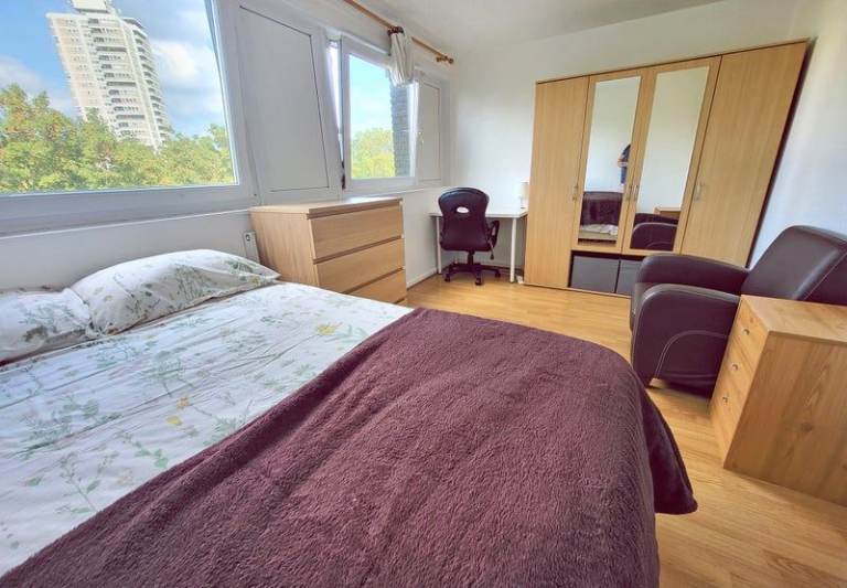 Well furnished 🌞 Spacious Room ✅