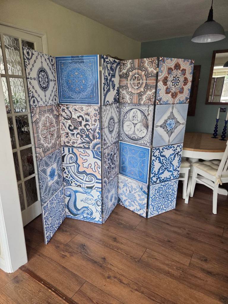 Folding Screen / Room Divider – Blue Tile Pattern