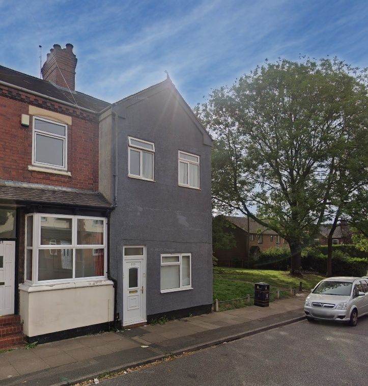 2 bedroom flat in 111 Victoria Street, Flat 2, First Floor Hartshill, Stoke-on-Trent, ST4 6EH