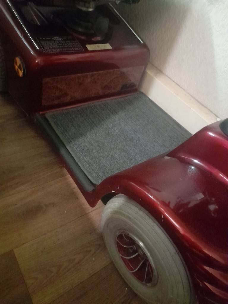 mobility scooter 