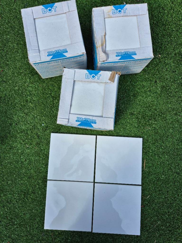 White ceramic tiles 