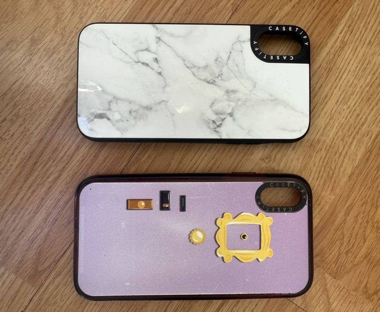 VGC GENUINE APPLE IPHONE XR 64GB + x2 CASETIFY CASES AND APPLE ACCESSORIES