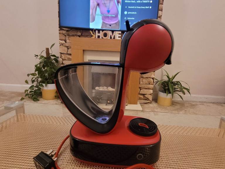 Nescafe Dolce Gusto Coffee Machine – Red & Black