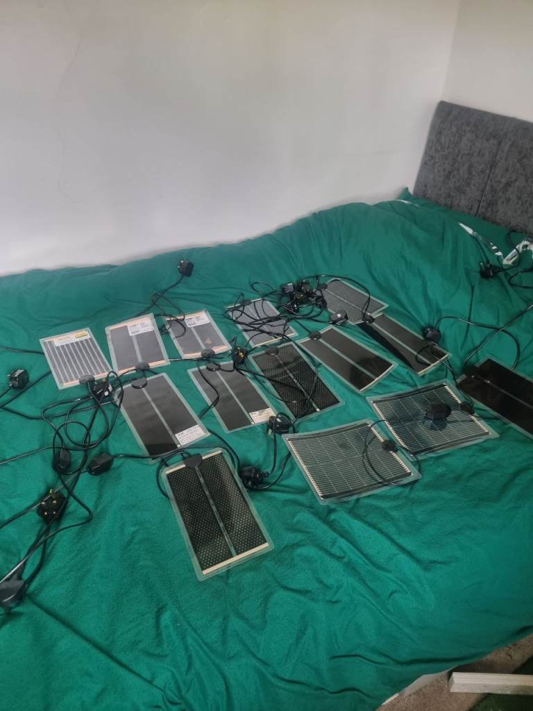 Job lot 13 heat pads for reptiles most have thermostat 
