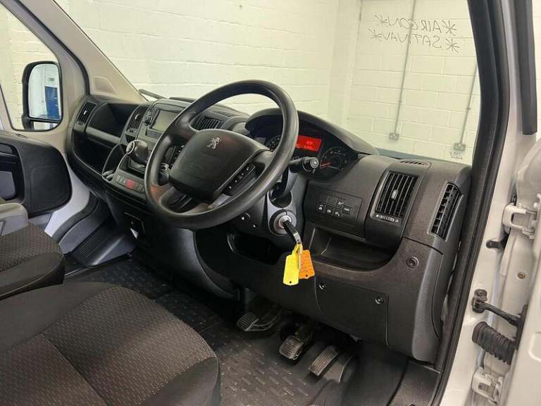 2022 Peugeot Boxer 2.2 BlueHDi H2 Professional Van 140ps PANEL VAN DIESEL Manual