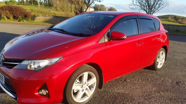 *!*BEAUTIFUL*!* 2013 Toyota AURIS 1.6 Sport Valvematic *MOT 4 March 17* *JUST VALETED* FULL HISTORY