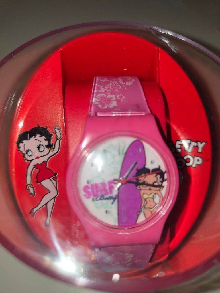 Betty Boop Surf-Themed Watch - Brand New in Packaging