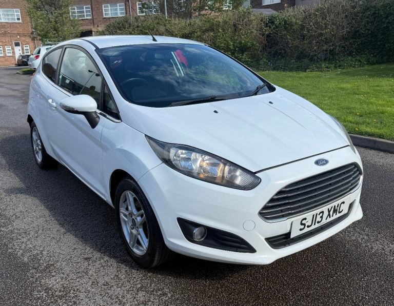 2013 Ford Fiesta 1.25 Petrol Zetec Low Miles / not focus vauxhall corsa honda kia