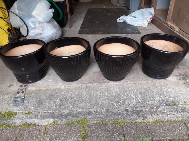 Set of 4 Black Ceramic Garden Planters – Good Condition