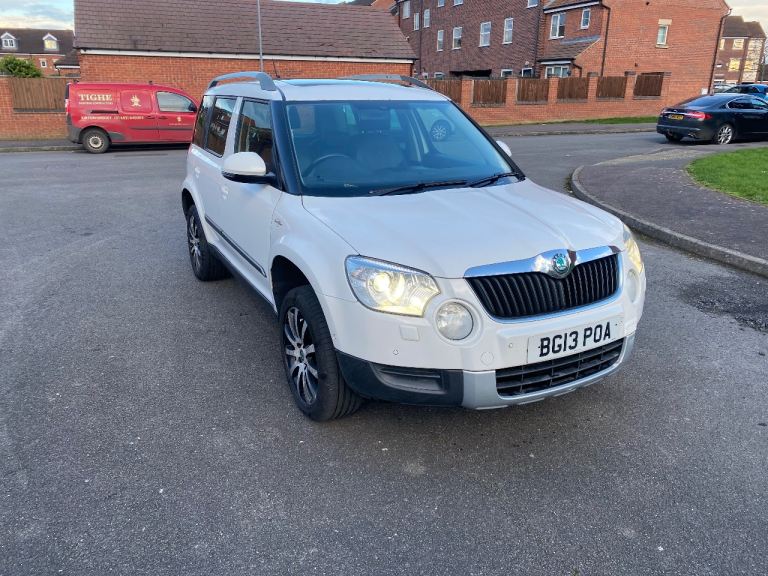 Skoda, YETI, Hatchback, 2013, Manual, 1968 (cc), 5 doors laurin&klemant model 