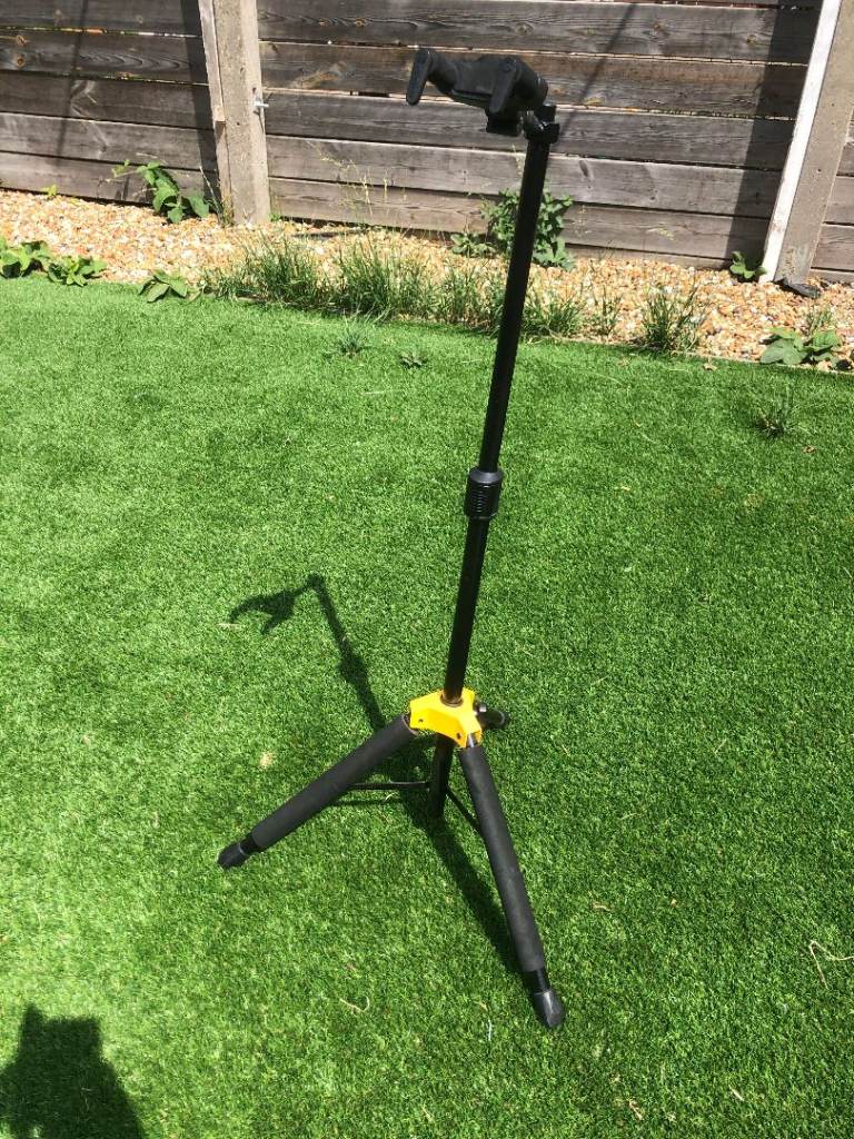 Hercules GS415B+ Single Guitar Stand – As New Condition