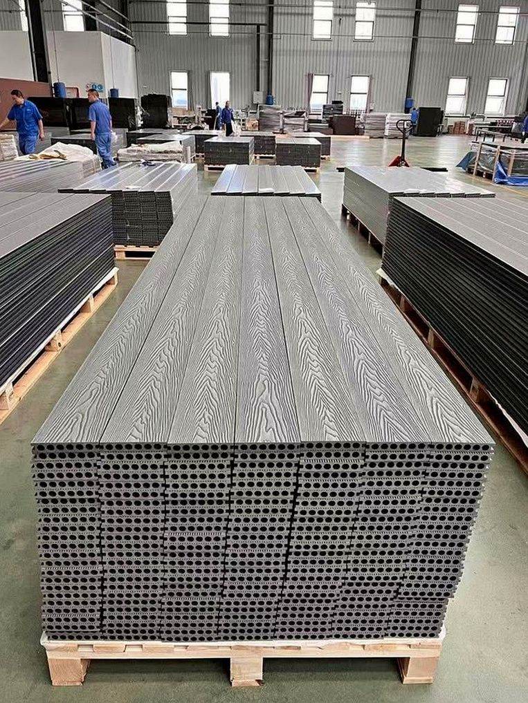 4.8m decking boards WPC Grey Light | Maintenance No Slip-Resistant,