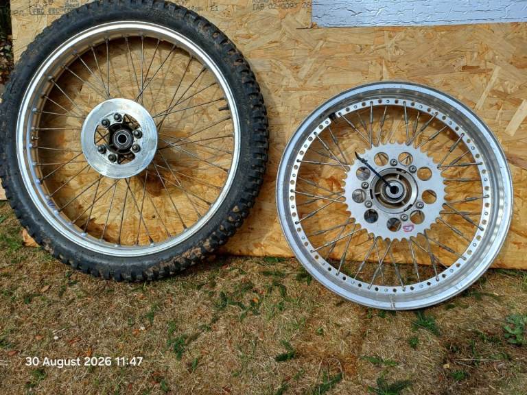 Motorbike wheels Montessa Cota
