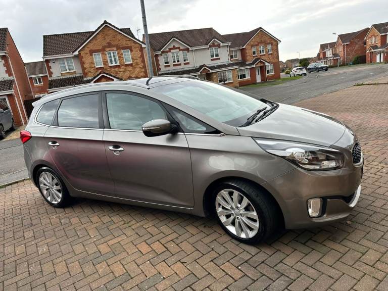 Kia, CARENS, MPV, 2014, Manual, 1685 (cc), 5 doors