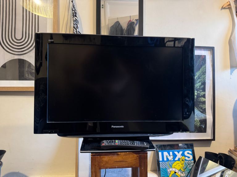 OPEN TO OFFERS / NEED GONE ASAP Panasonic 31” Television