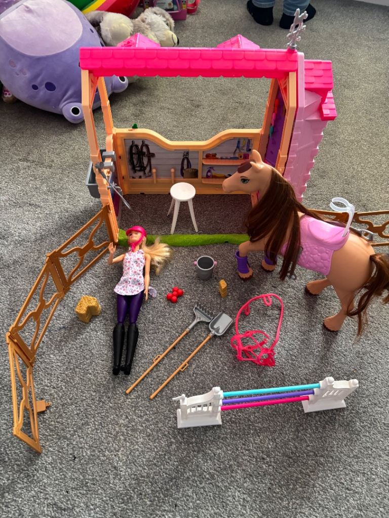 Barbie Horse Stable