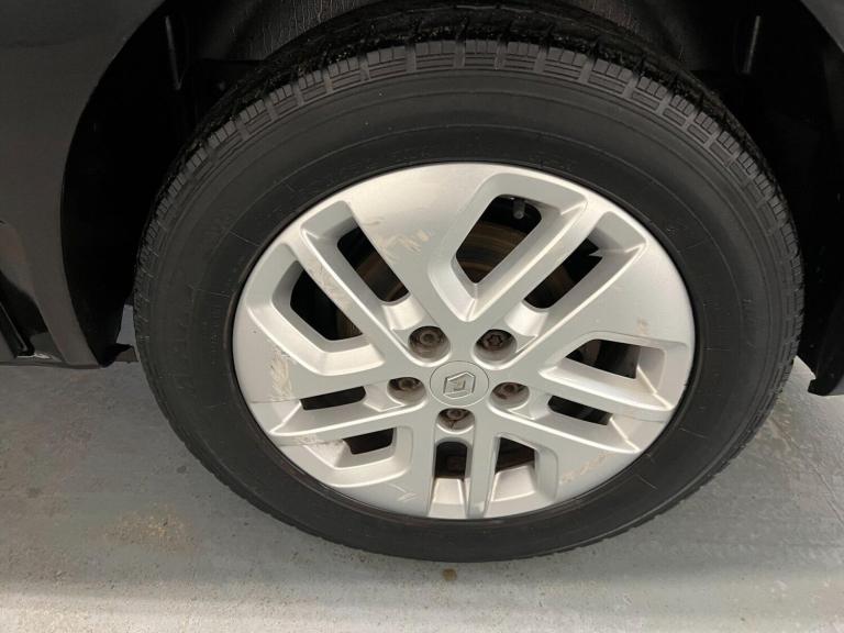 2016 Renault Trafic 1.6 dCi 27 Sport Nav SWB Standard Roof Euro 6 5dr Panel Van Diesel Manual