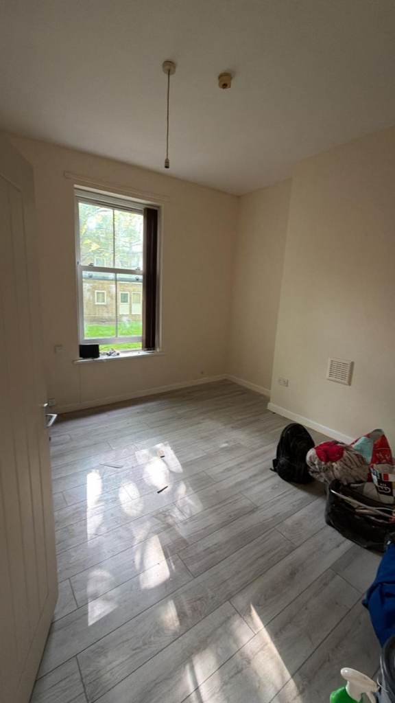 2 bedroom flat available 