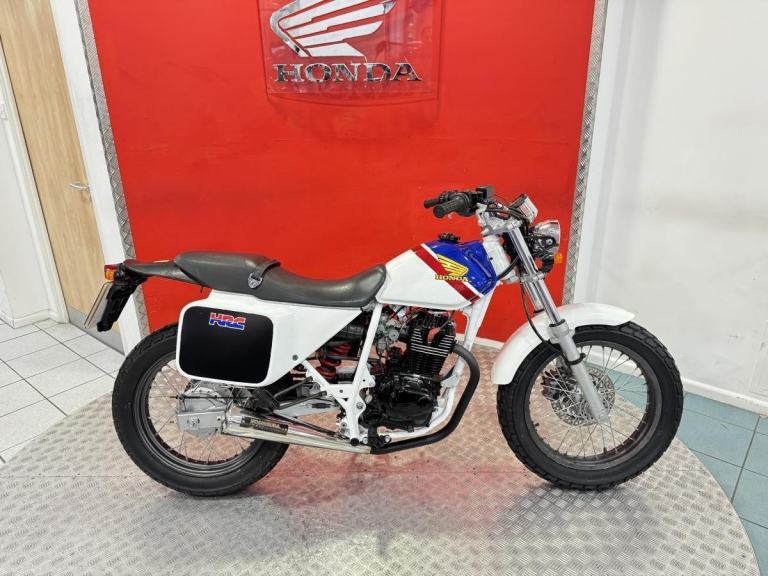 Honda 2001 FTR 223