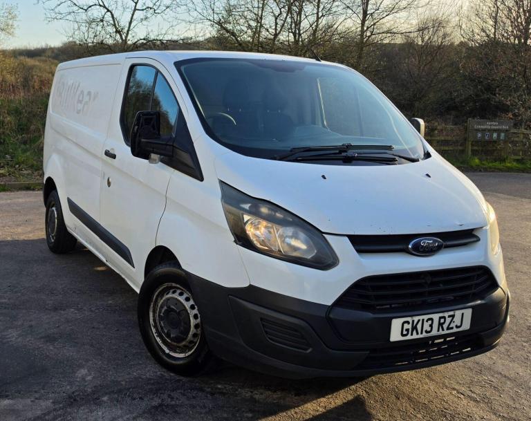 2013 Ford Transit Custom 2.2 TDCi 100ps Low Roof Van PANEL VAN DIESEL Manual