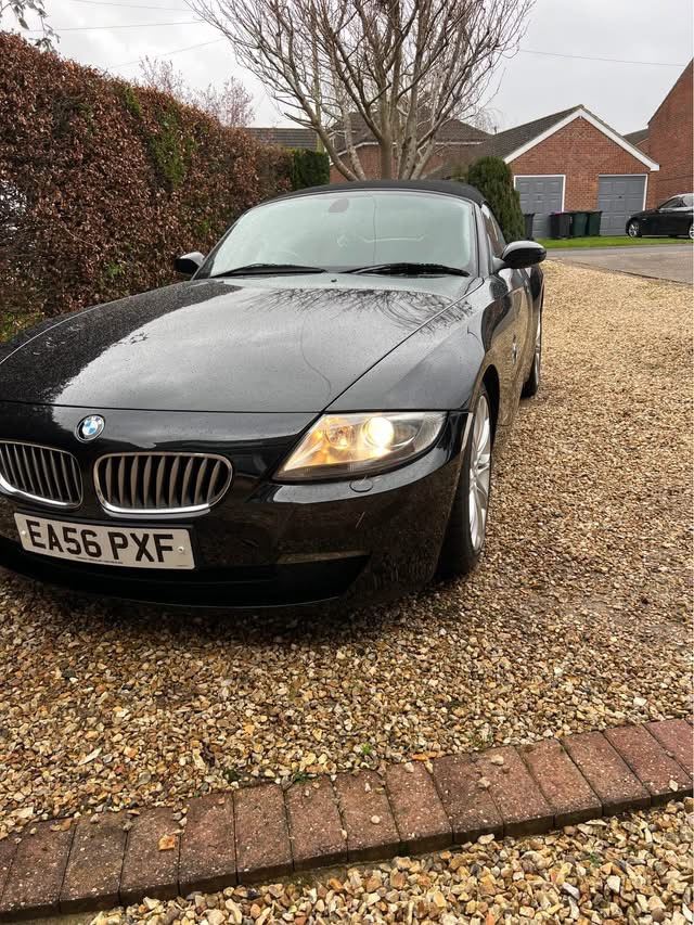 BMW Z4 E85 3.0si Sport Roadster