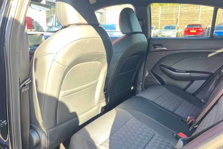 2025 MG MG3 1.5 Hybrid Trophy 5dr Auto HATCHBACK PETROL/ELECTRIC Automatic