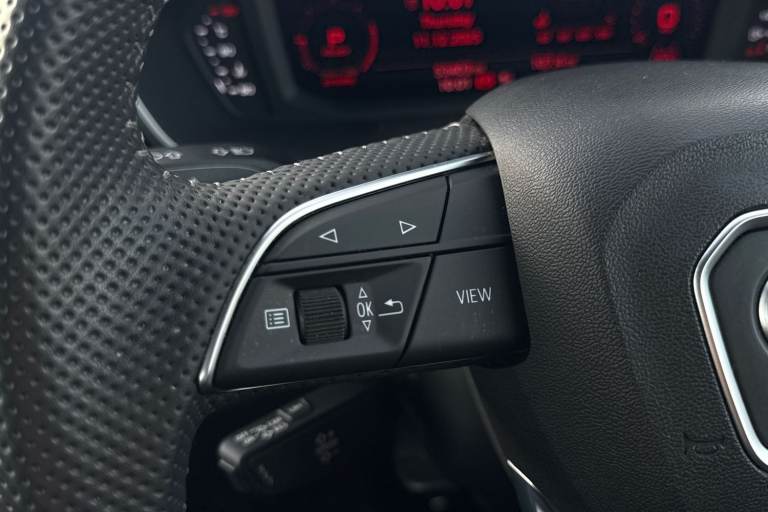 2019 Audi Q3 35 TDI S Line 5dr S Tronic ESTATE DIESEL Automatic