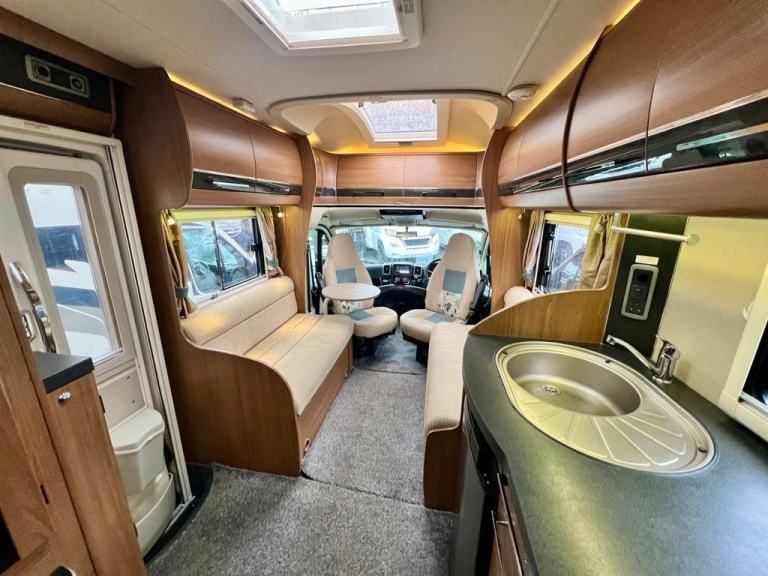 Autotrail Tracker RS