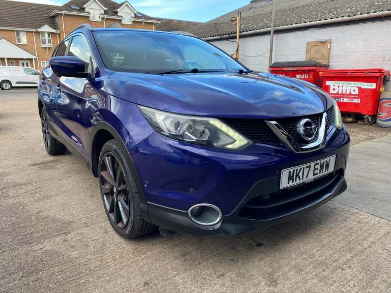 2017 Nissan Qashqai 1.2 DiG-T Tekna [Non-Panoramic] 5dr Xtronic HATCHBACK PETROL Automatic