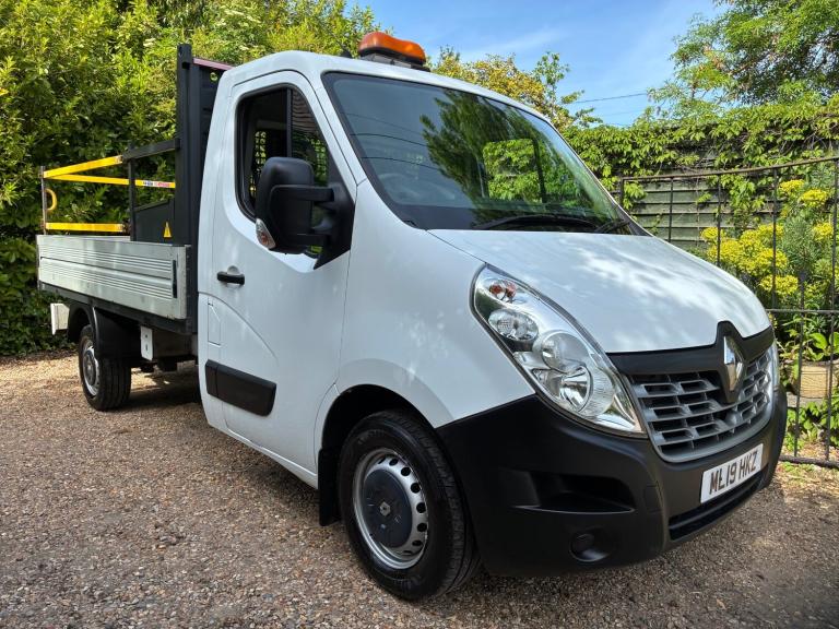 2019 Renault Master ML35 ENERGY dCi 145 Business Low Roof Dropside CHASSIS CAB Diesel Manual