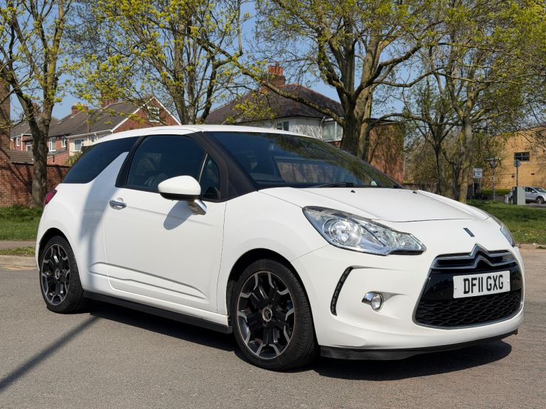 Citroen, DS3, Hatchback, 2011, Manual, 1598 (cc), 3 doors