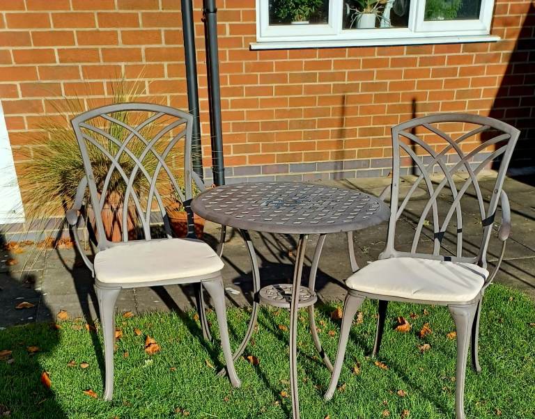 image for Bistro set 