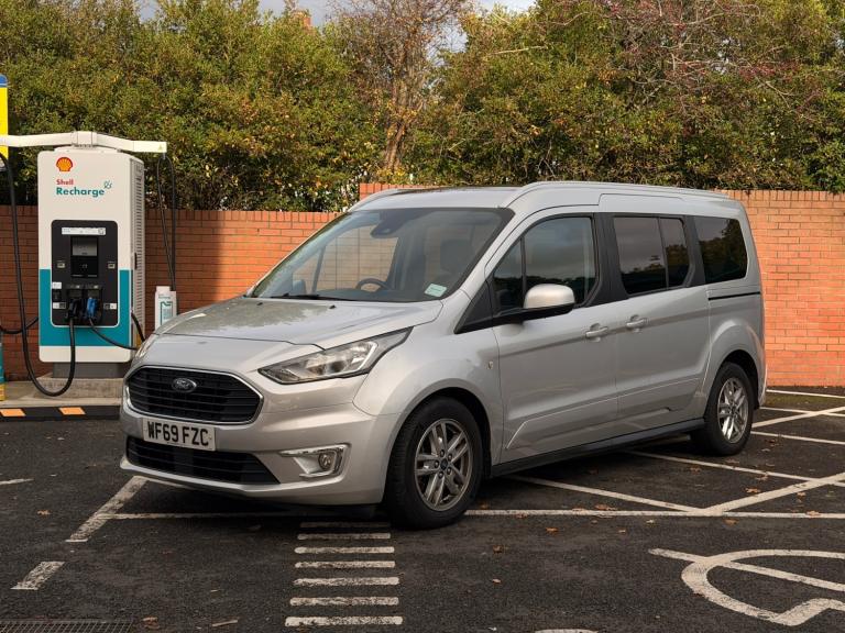 2019 Ford Grand Tourneo Connect 1.5 EcoBlue 120 Titanium 5dr Powershift MPV Diesel Automatic